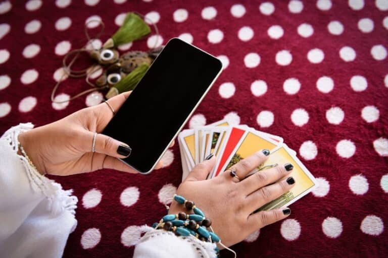 voyance en ligne sur smartphone