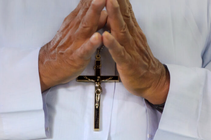 Les 13 croix les plus célèbres du monde: découvrez leur histoire fascinante.