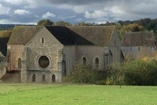À la découverte de l’abbaye Sainte-Wandrille : Un havre de spiritualité