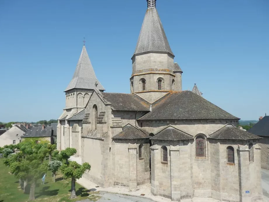 À la découverte de l’abbaye d’Hautecombe : un havre spirituel au cœur de la Savoie