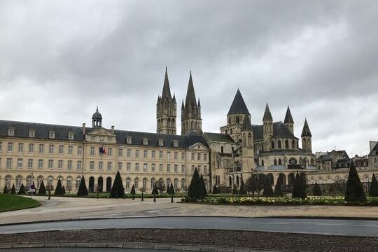 L’Abbaye aux Hommes : Un havre spirituel au cœur de la France