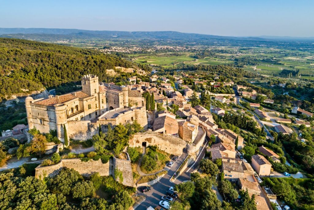 À la découverte de l’abbaye Sainte Madeleine du Barroux : un havre de spiritualité et d’histoire