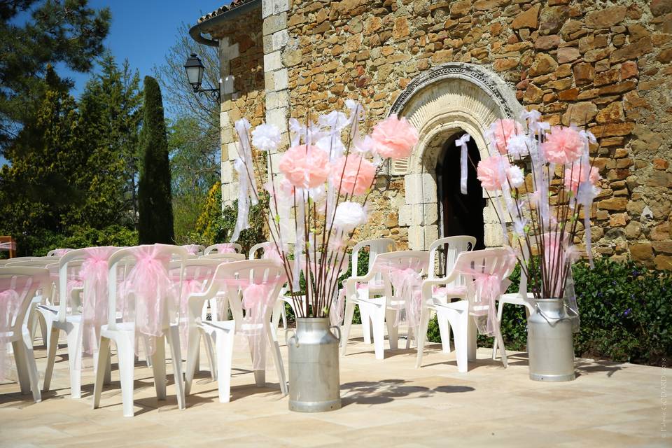 Découvrez la beauté florale du jardin de l&rsquo;abbaye de Valsaintes