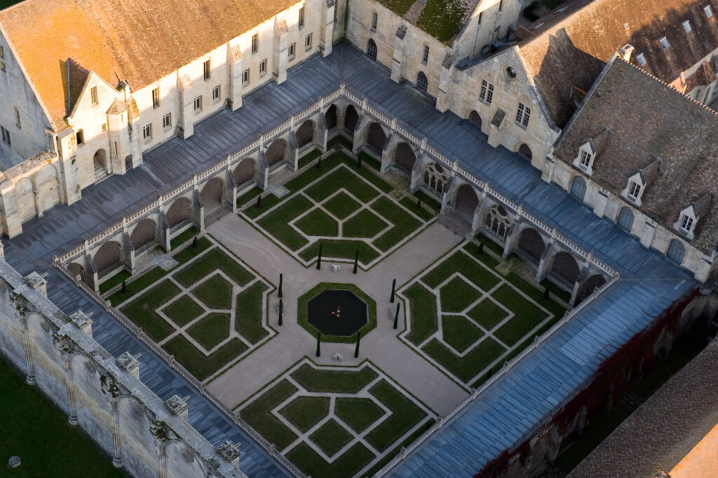 L&rsquo;Abbaye de Royaumont : Un havre de paix et de spiritualité