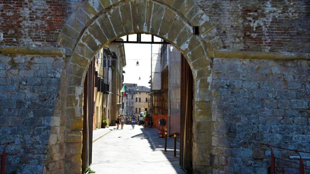 promenade historique : que révèlent les pierres de la rue de l’abbaye ?