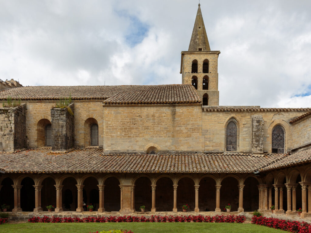À la découverte de l’ancienne abbaye : un voyage spirituel au cœur de l’histoire