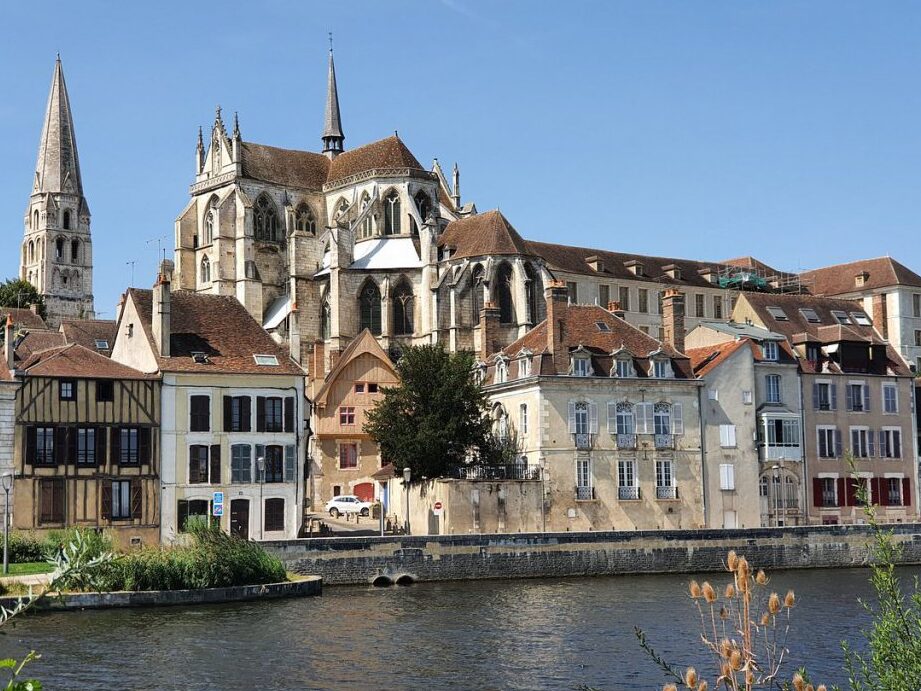 Découvrez l’histoire et la spiritualité de l’Abbaye Saint-Germain d’Auxerre