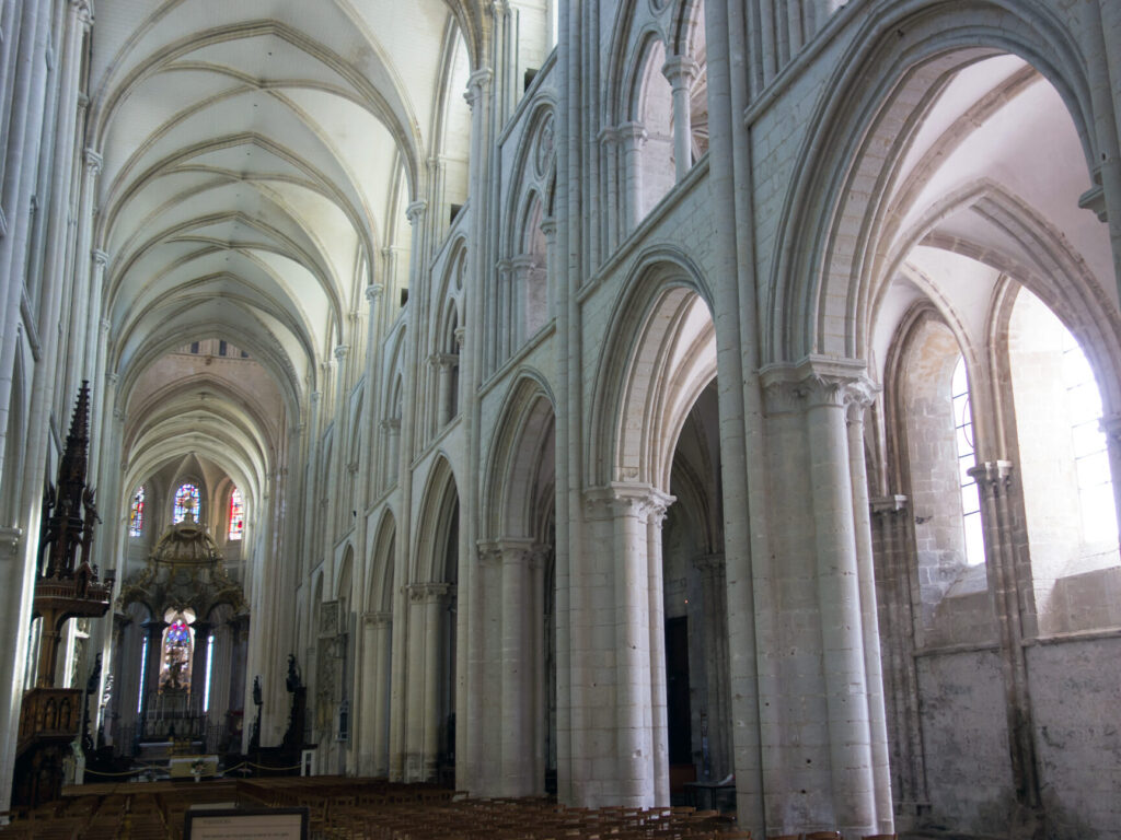 L’abbaye de Fécamp : un trésor spirituel et historique à découvrir