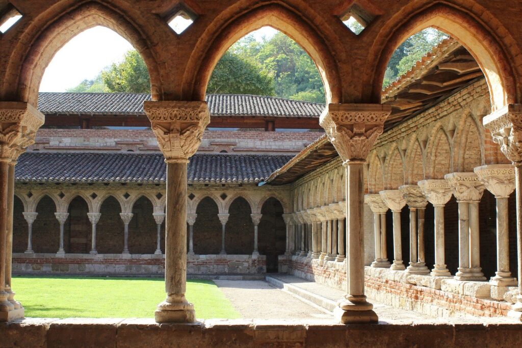 L’abbaye de Moissac : joyau de l’art roman en Occitanie