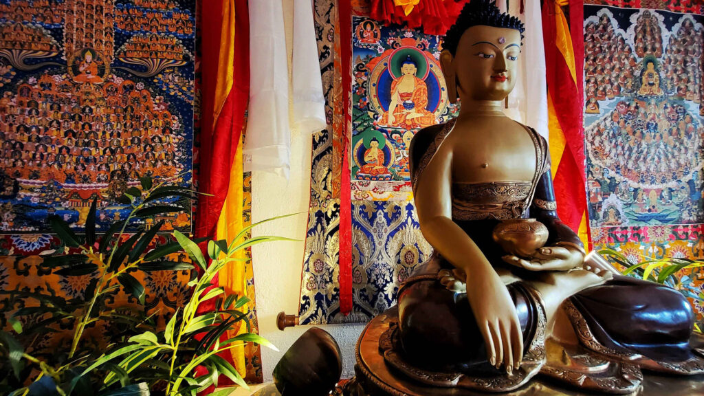 Le Bouddhisme Tibétain, une Voie de Sagesse et de Compassion