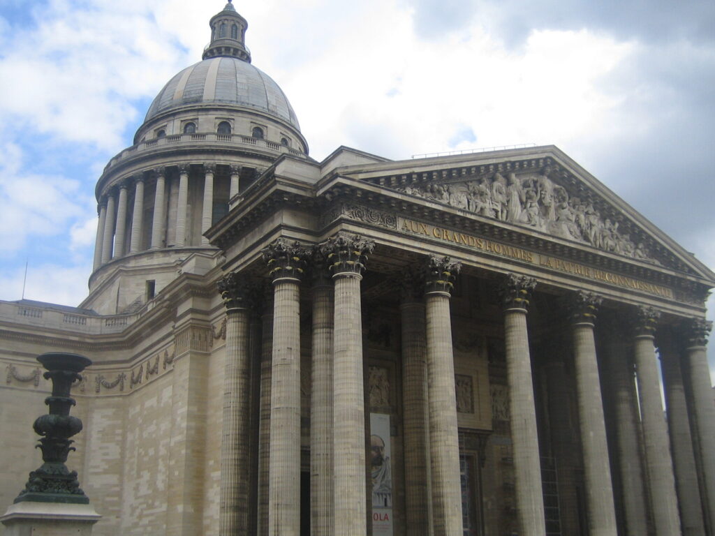 Le panthéon des dieux et déesses polythéistes