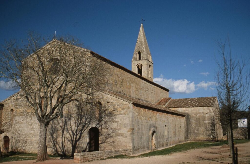 Les caves de l’abbaye : reflets mystiques et patrimoine caché