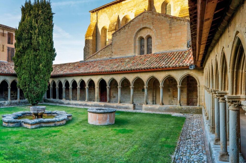 Découverte spirituelle : quels sont les secrets de l’abbaye de l’Aude ?