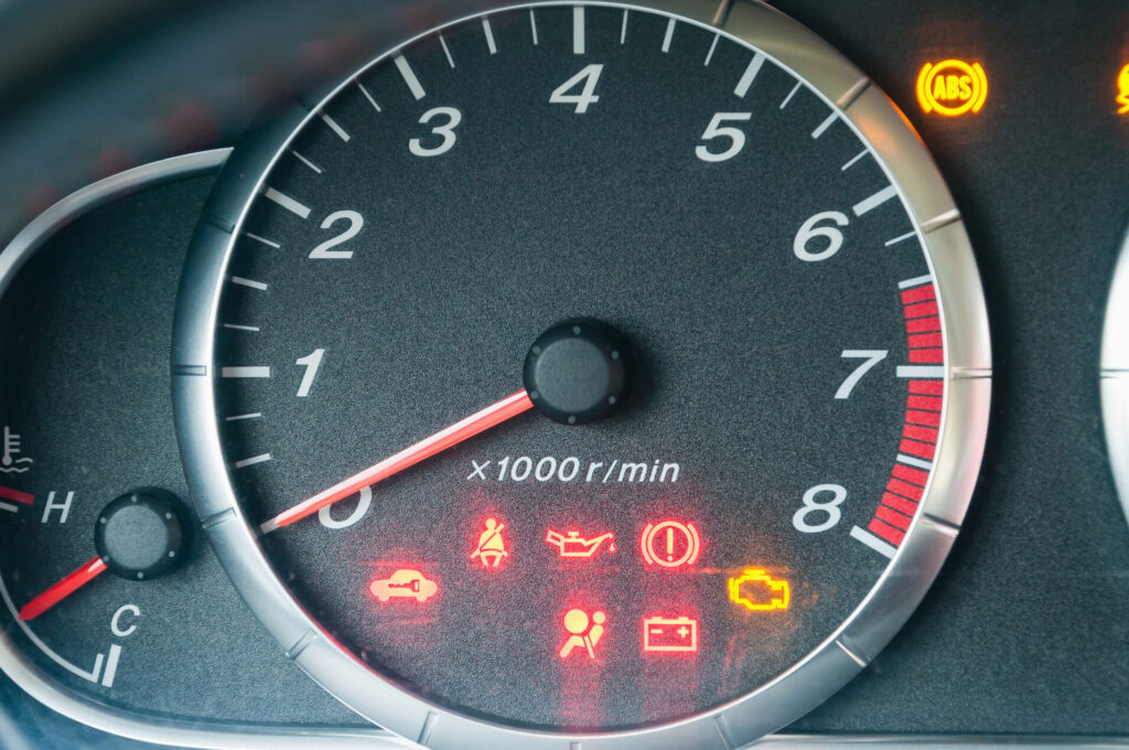 Signification des voyants de voiture : que doivent-ils vous indiquer ?