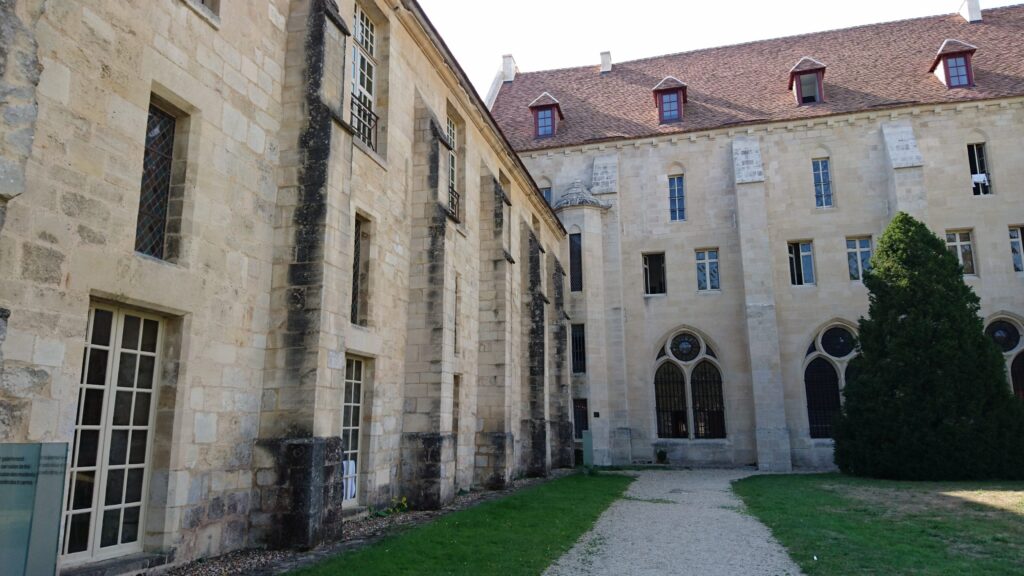 visite spirituelle à l’abbaye d’Igny : entre histoire et renouveau monastique