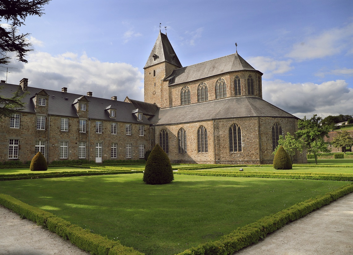 Vue de Lonlay-l'Abbaye