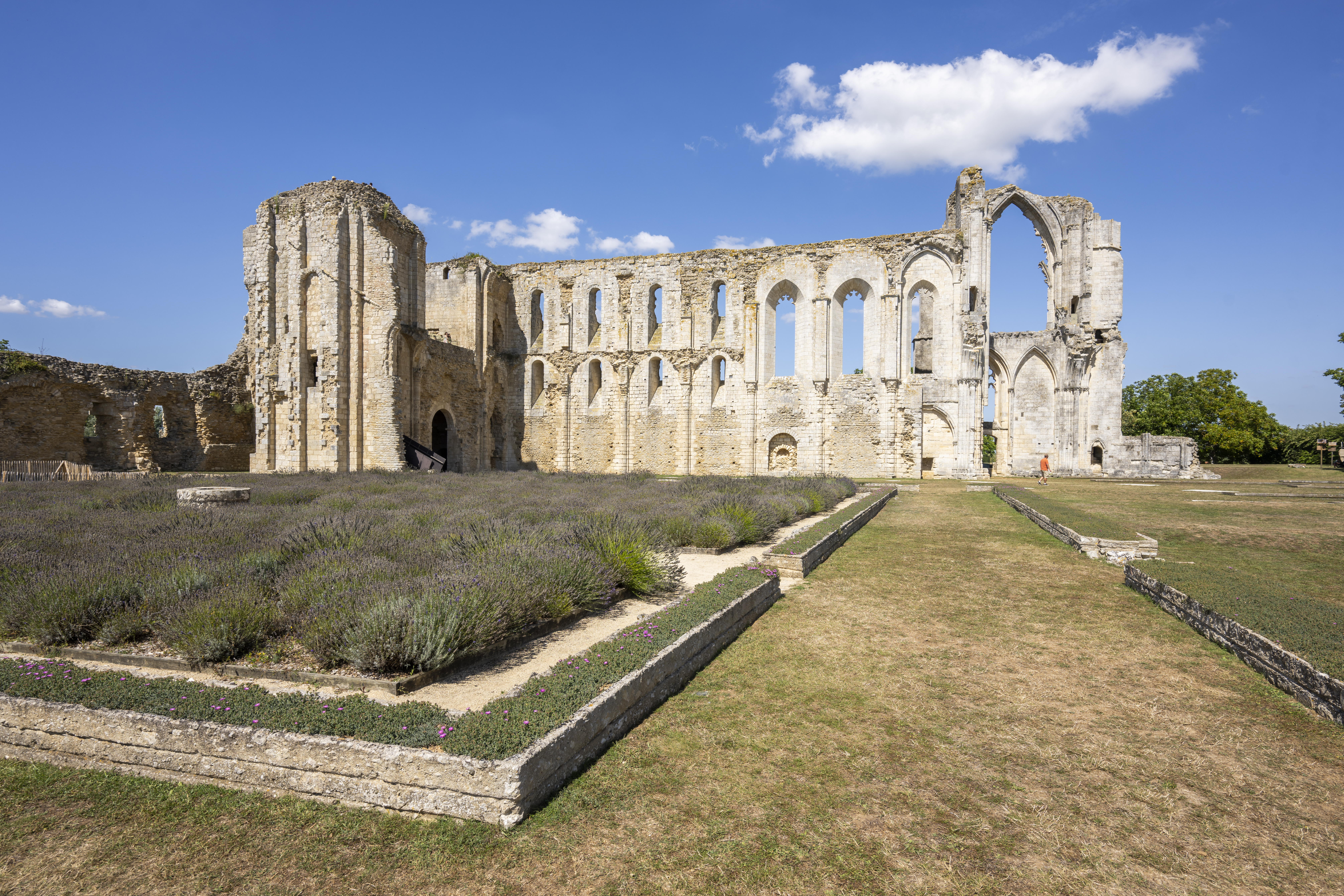 Vestiges de l'abbaye de Maillezais