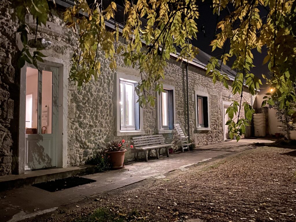 16 rue de l’abbaye : un havre de paix et de spiritualité au cœur de la ville ?