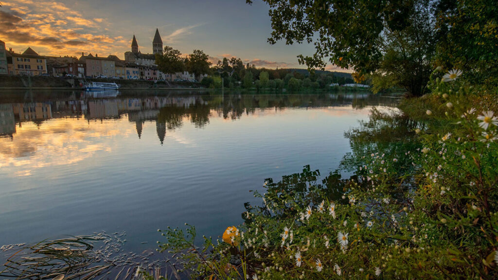Découverte du hameau de l’abbaye à Grande-Rivière : un voyage spirituel hors du temps