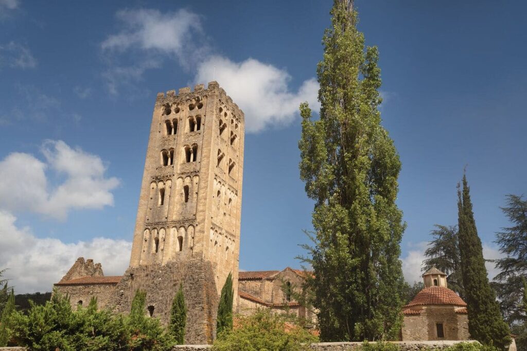 Témoignages sur l’abbaye Saint-Michel de Cuxa : avis et expériences des visiteurs