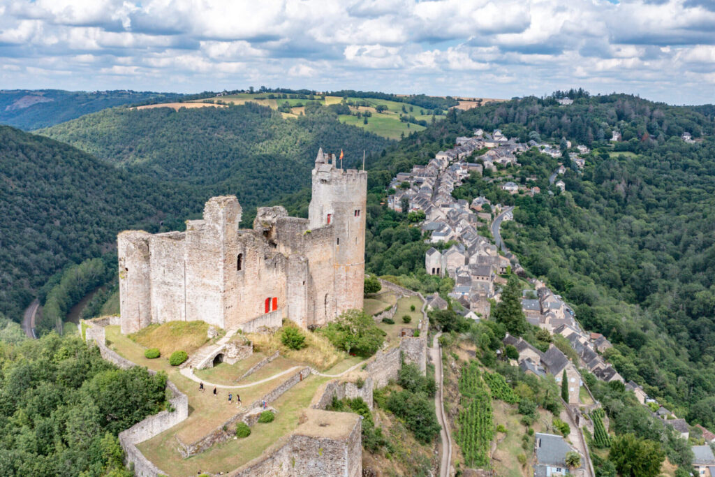 L’abbaye de Najac : un autre joyau du patrimoine aveyronnais