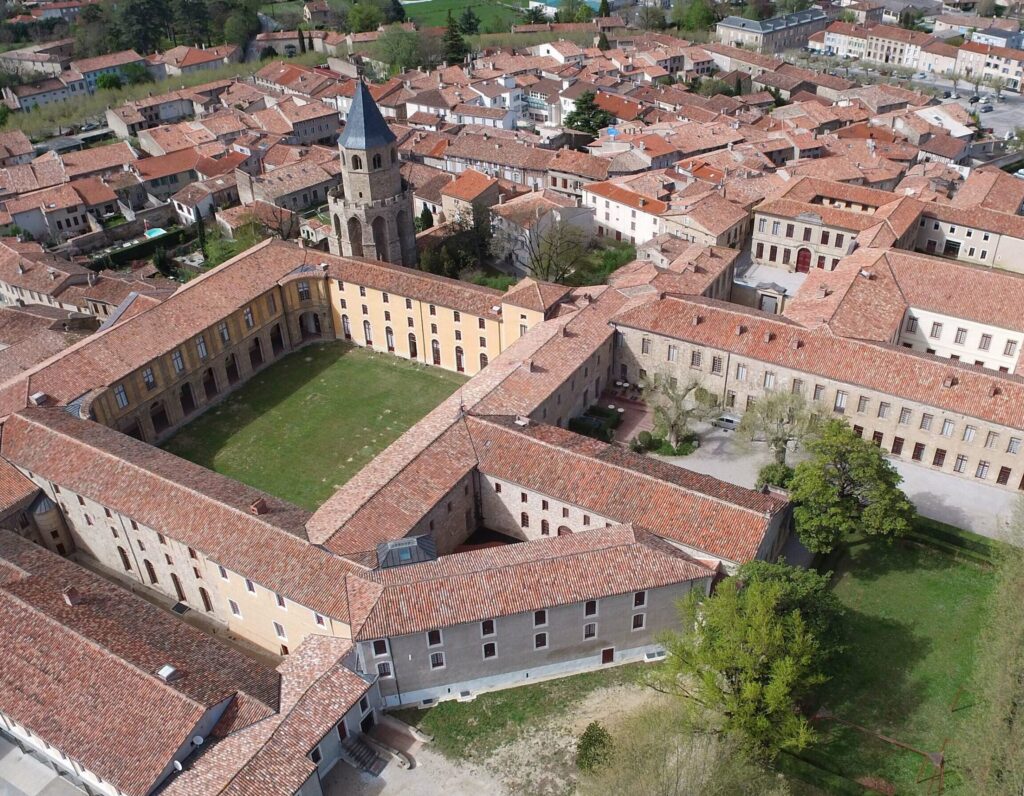 Quels sont les horaires du musée Dom Robert à Sorèze ?