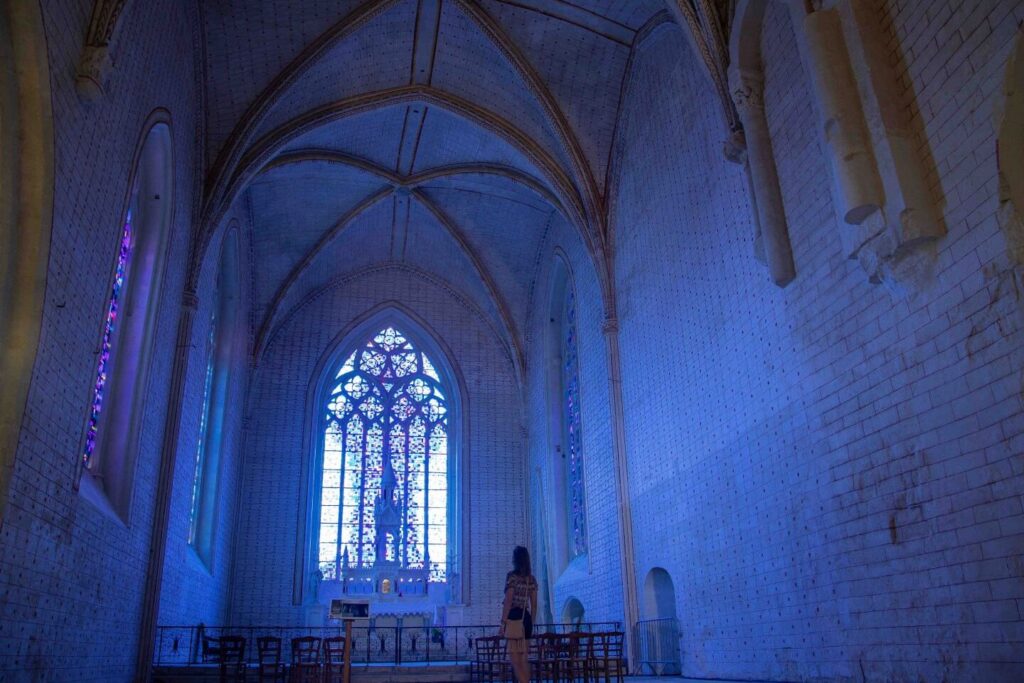 Découvrir l’abbaye de Saint-Amant-de-Boixe : une escapade spirituelle et patrimoniale en Charente