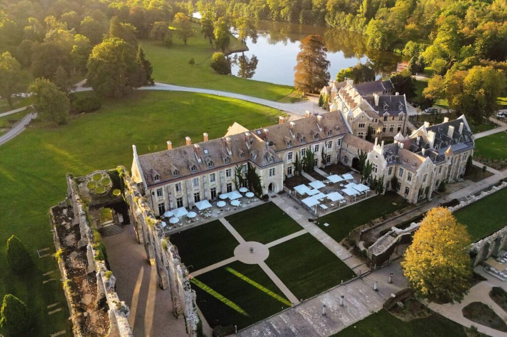 Histoire et patrimoine de l’Abbaye des Vaux-de-Cernay : un site d’exception