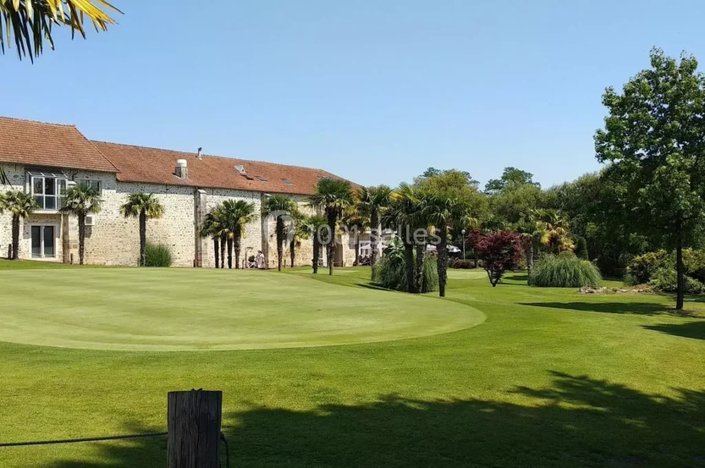 Quels sont les tarifs du Golf de Lésigny ?