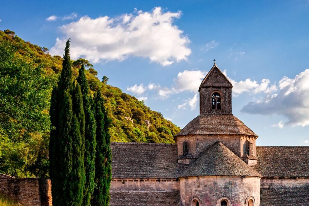 Témoignages sur l’abbaye Sainte-Marie de la Pierre-qui-Vire : avis et expériences des visiteurs