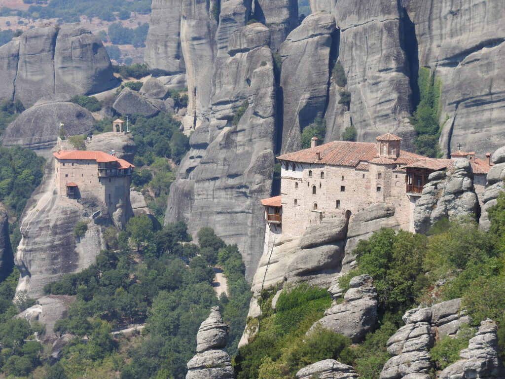 Que voir au monastère Agios Nikolaos en Grèce ?