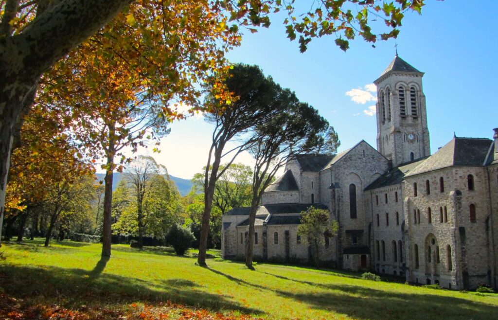 la sérénité retrouvée à l’abbaye de saint benoît d’en calcat