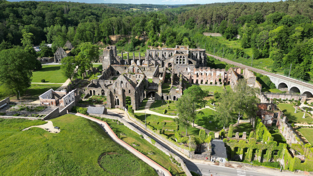 L&rsquo;abbaye de Villers-la-Ville : un voyage spirituel au coeur du Brabant Wallon