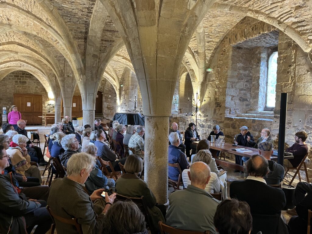 Visiter l’abbaye de Sylvanès : entre histoire, architecture et quête spirituelle