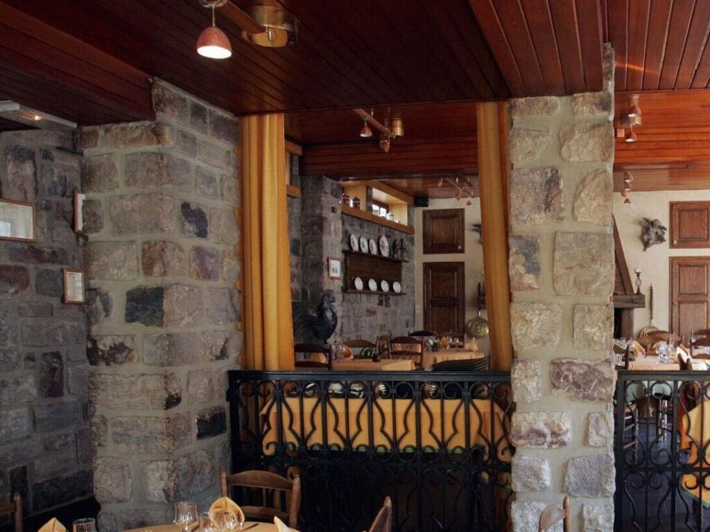 Bar de l’abbaye: entre tradition monastique et convivialité moderne