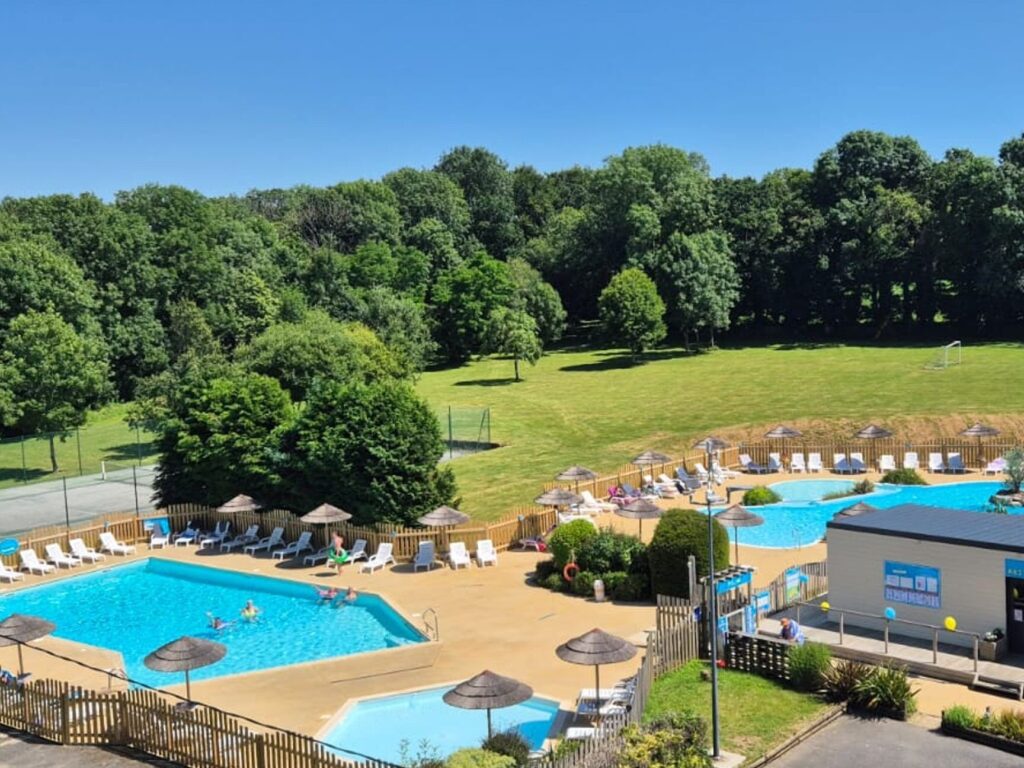 camping de l&rsquo;abbaye avis : un lieu de paix pour les campeurs en quête de spiritualité ?