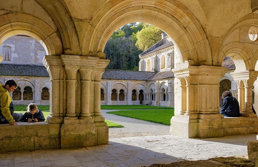 Découverte des abbayes de France : voyage au cœur de notre patrimoine spirituel et culturel